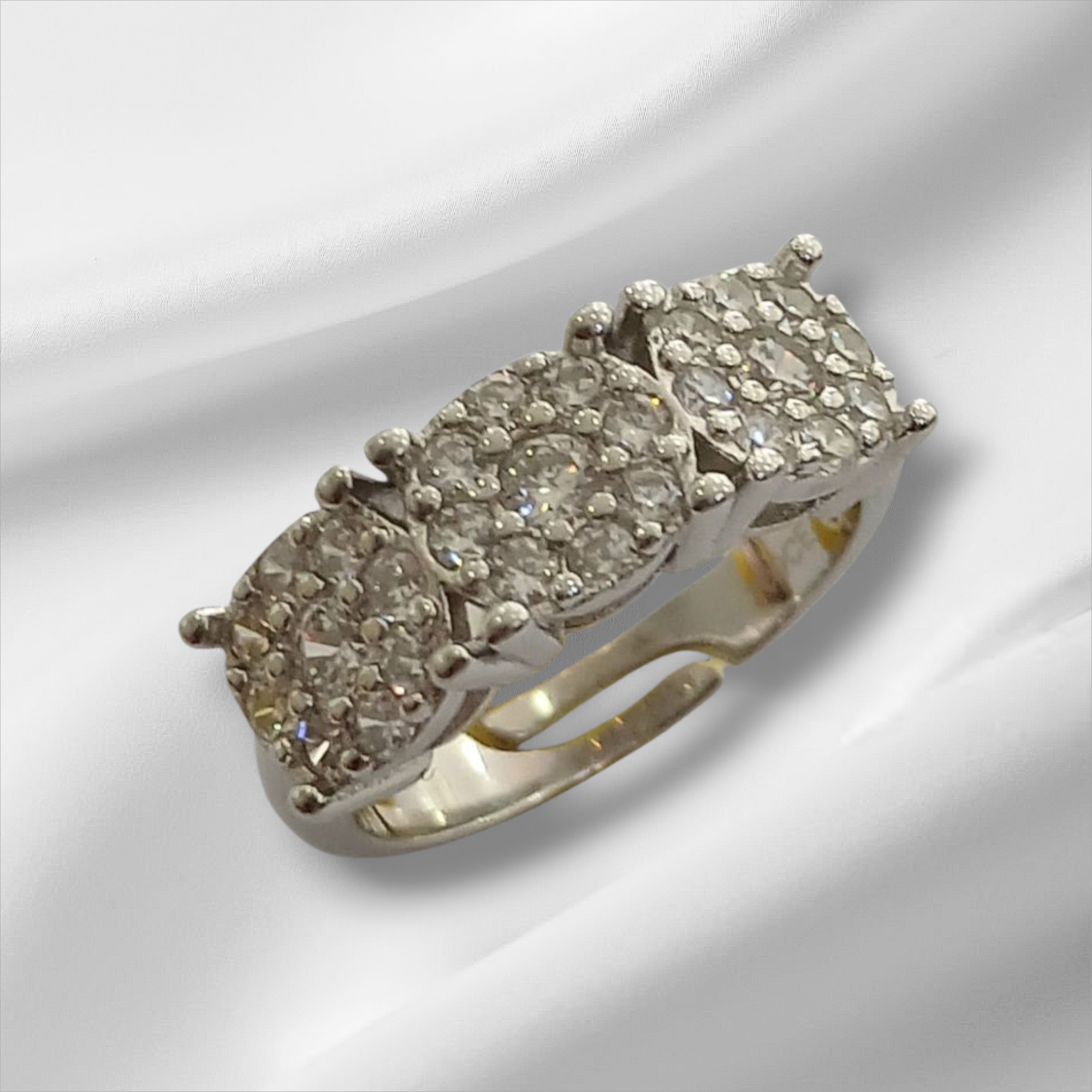 Anello Trilogy Megic Medio