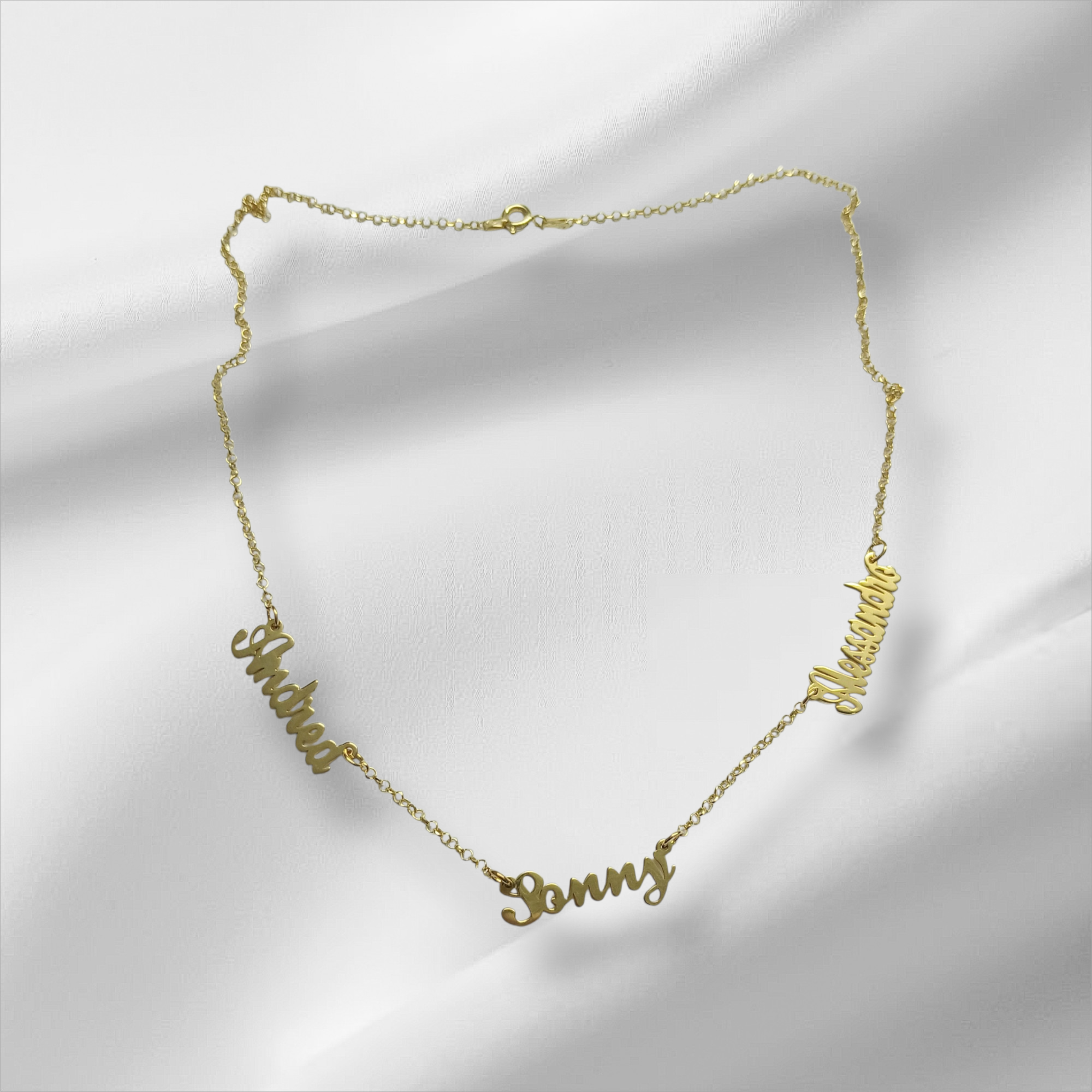 Collana a 3 Nomi