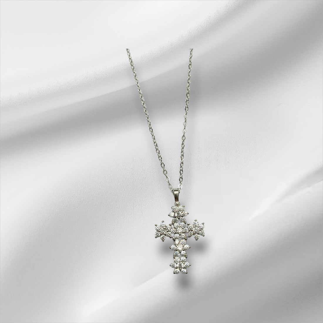 Collana Croce Fiore Megic