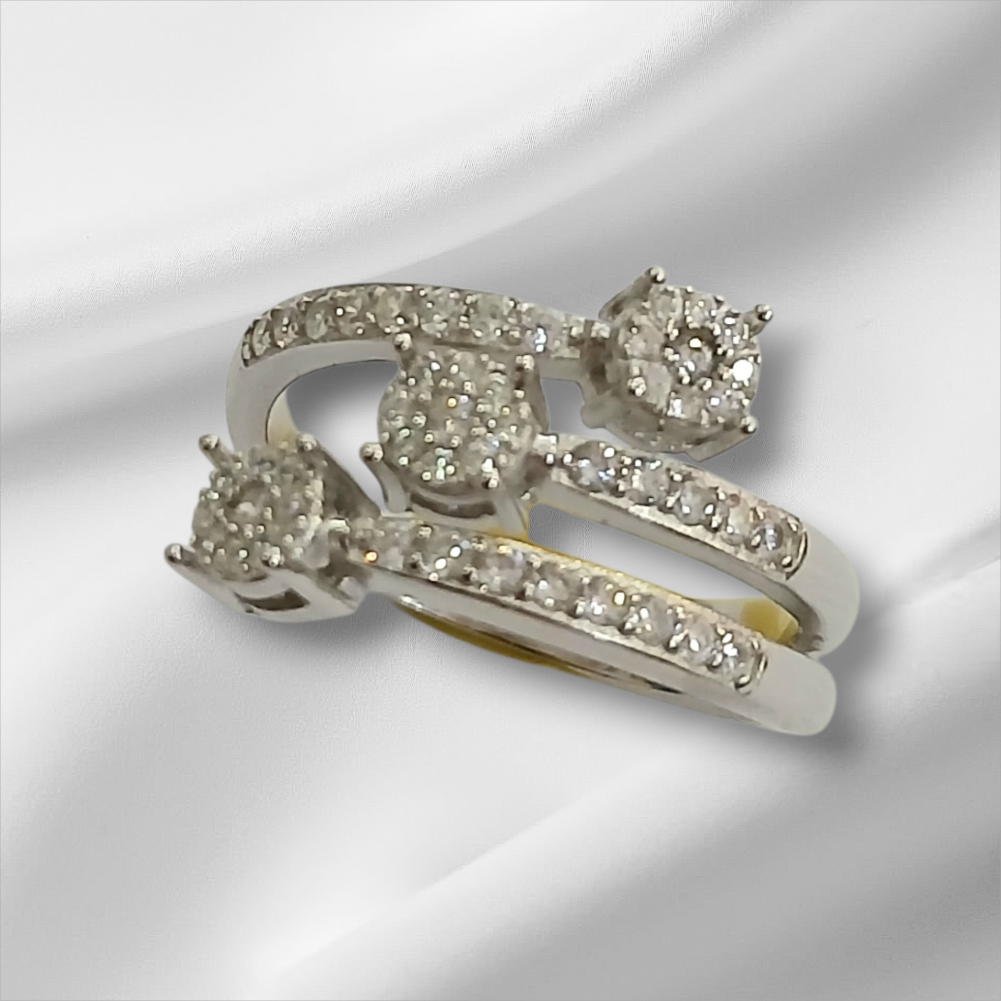 Anello Megic Contrarie